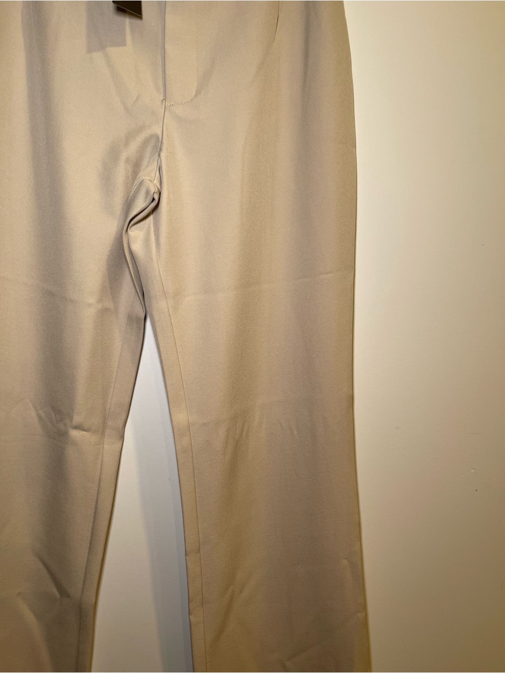 Women's Cream Flare Dress Pants prettylittlething NWT - Picture 8 of 16